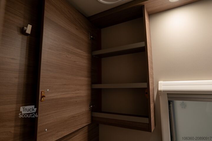 KNAUS 400 LK SILVER SELECTION KM 0 KNAUS 400 LK SILVER SELECTION