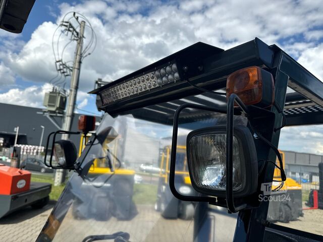 Viličar Komatsu FG20 // VERY GOOD CONDITION