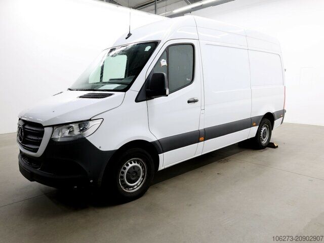 Furgon z wysokim dachem Mercedes-Benz Sprinter 317 CDI,L2H2,Automatik,Kamera