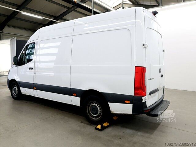 Furgon z wysokim dachem Mercedes-Benz Sprinter 317 CDI,L2H2,Automatik,Kamera