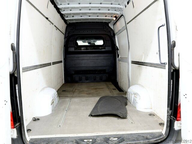 Furgon z wysokim dachem Mercedes-Benz Sprinter 317 CDI,L2H2,Automatik,Kamera