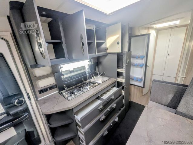 Husvagn HOBBY De Luxe 545 KMF FUßBODENERWÄRMUNG, AUFLASTUNG