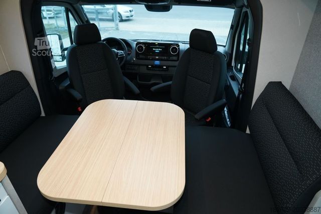 Halvintegreret autocamper HYMER/ERIBA Tramp S 685 (33) SAT+TV, GFK, 170 PS