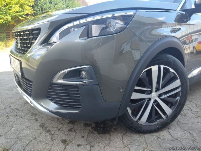 Pikaps PEUGEOT 5008 GT*Automatik*Leder*AHK*Sound-System Focal*M