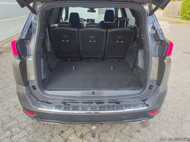 Pikaps PEUGEOT 5008 GT*Automatik*Leder*AHK*Sound-System Focal*M