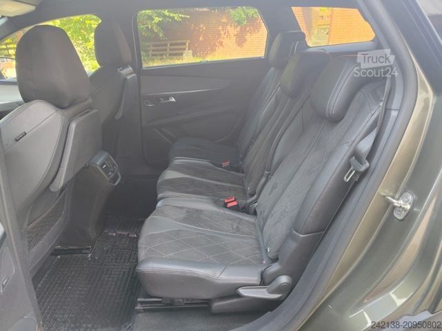 Pikaps PEUGEOT 5008 GT*Automatik*Leder*AHK*Sound-System Focal*M