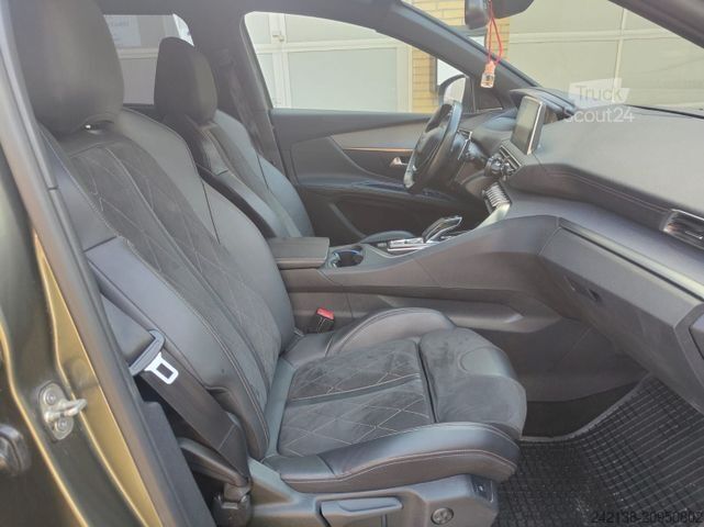 Pikaps PEUGEOT 5008 GT*Automatik*Leder*AHK*Sound-System Focal*M