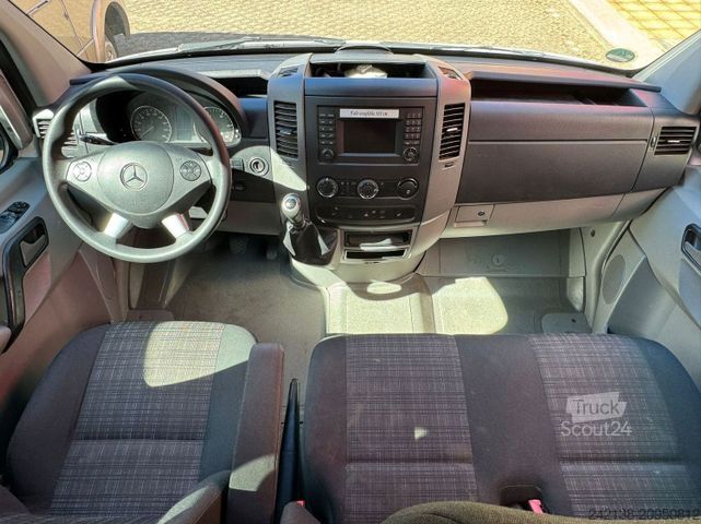 Furgoneta MERCEDES-BENZ Sprinter 314 CDI*4X4*Navigation*StHz*SHZ*6-Sitze