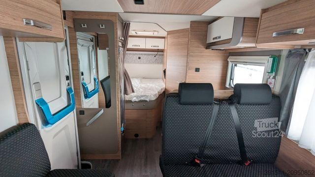 Daļēji integrēta kemperis WEINSBERG CaraSuite 650 MF Ford 410