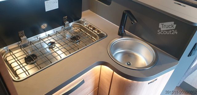 Autorulotă semi-integrată KNAUS LIVE WAVE 750 MG Platinium, Automatik,  4/26