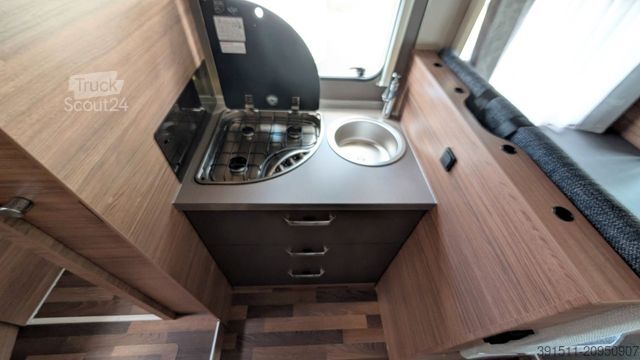 Autorulotă semi-integrată WEINSBERG CaraSuite 650 MG Mod. 26 4/26