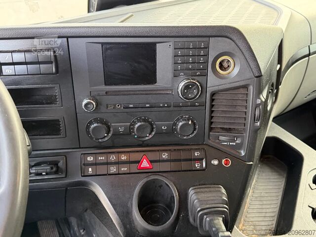 Kuffert Mercedes-Benz Actros 2124 EURO6