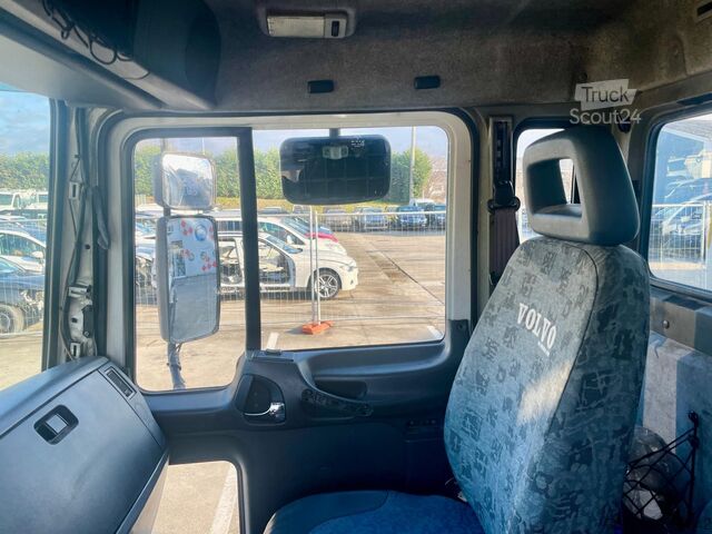 Autocisternă VOLVO FL6-250