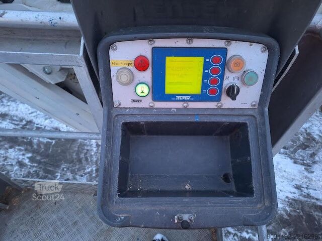 Plate-forme de levage Teupen LEO 30 T