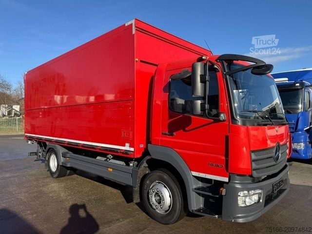 Dzērienu kravas automašīna MERCEDES-BENZ ATEGO 1530 L GETRÄNKE 6,20 m LBW 2 T* 2x AHK