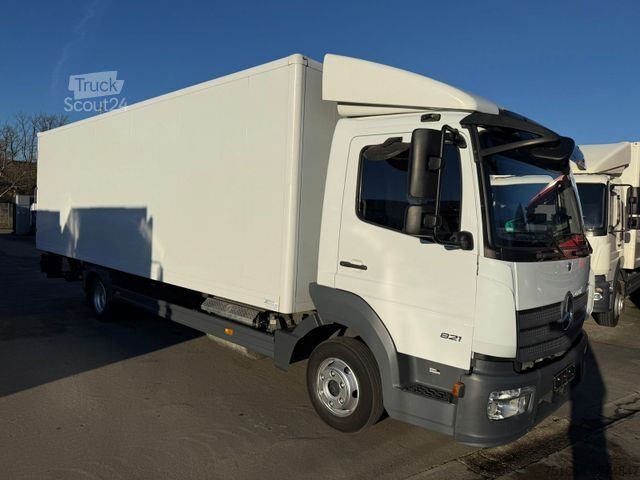 Furgão fechado MERCEDES-BENZ ATEGO 821 L Koffer 7 m LBW 1 T*Klima+EURO 6 D