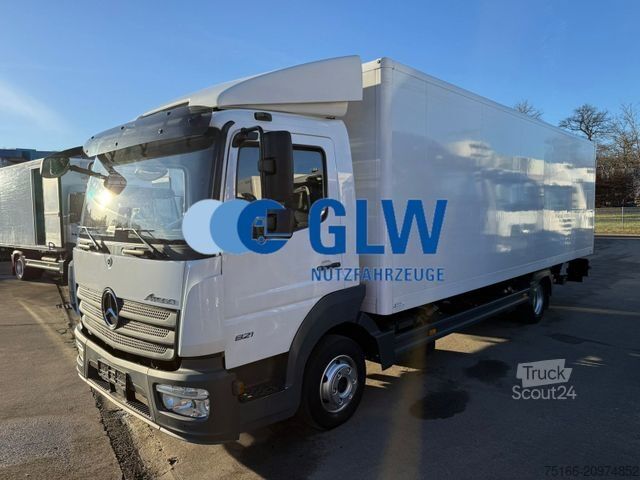 Furgão fechado MERCEDES-BENZ ATEGO 821 L Koffer 7 m LBW 1 T*Klima+EURO 6 D