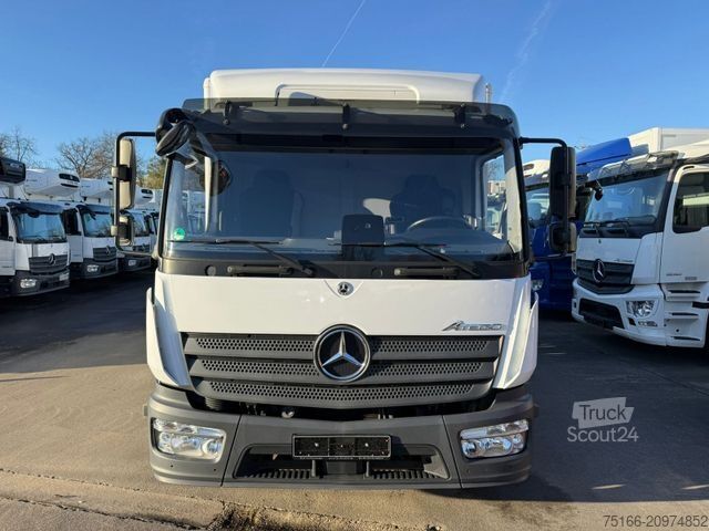Furgão fechado MERCEDES-BENZ ATEGO 821 L Koffer 7 m LBW 1 T*Klima+EURO 6 D