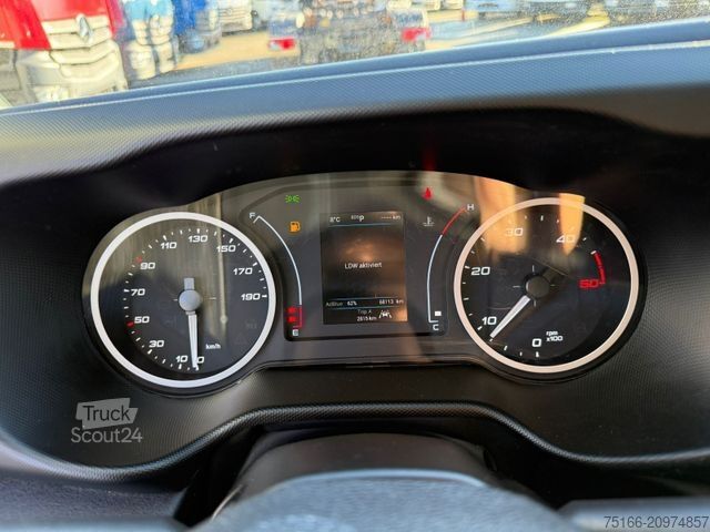 Dzērienu furgons IVECO Daily 70 C 18 Getränkefzg. 4,5 m LBW 1,5 TO.*A/C