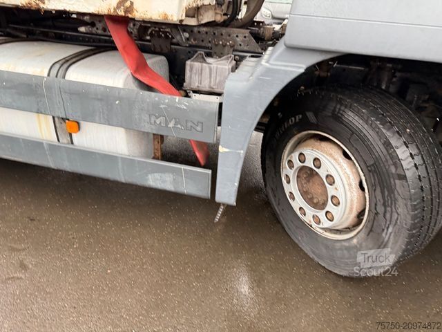 Kamion za odvoz smeća MAN 26.320 6x2 Presswagen Faun 524