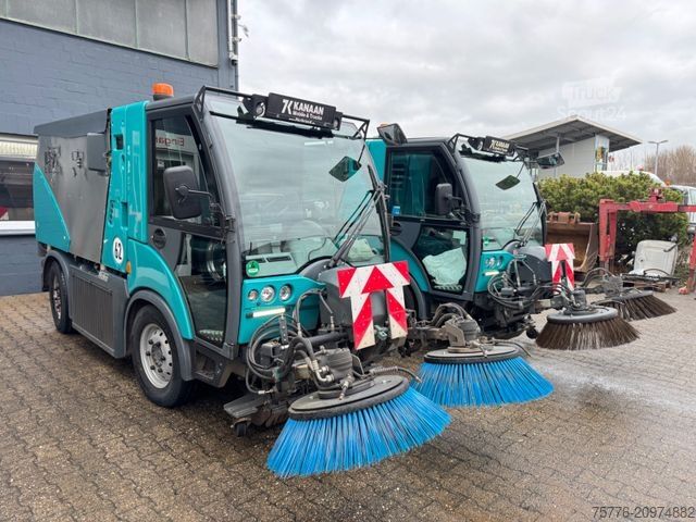 Testreszabott furgon HAKO Citymaster 2200 Kehrmaschine Sweeper