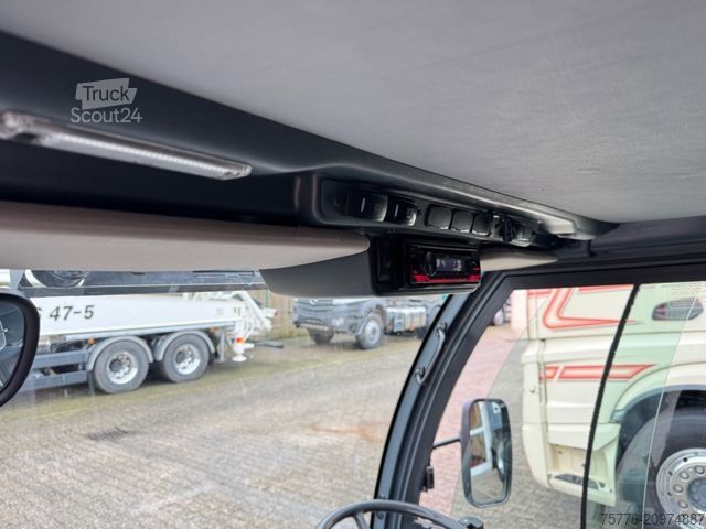 Testreszabott furgon HAKO Citymaster 2200 Sweeper Kehrmaschine