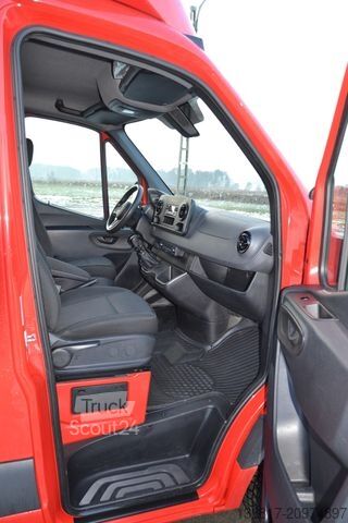 Transporter mit Koffer MERCEDES-BENZ Sprinter 315 CDI / Koffer / LBW