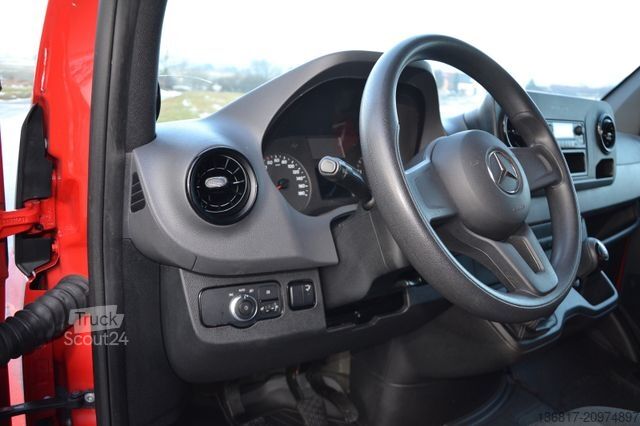 Transporter mit Koffer MERCEDES-BENZ Sprinter 315 CDI / Koffer / LBW