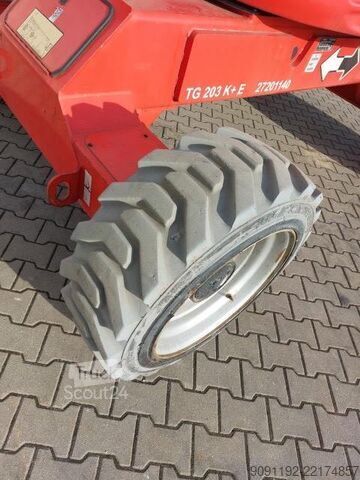 Teleskopická plošina JLG E600JP