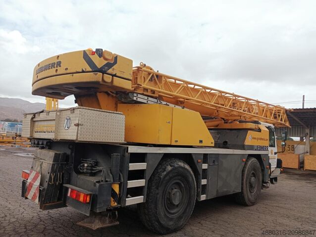 Grúa móvil Liebherr LTM 1030-2.1