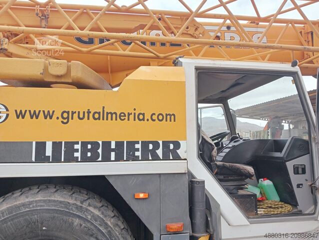 Grúa móvil Liebherr LTM 1030-2.1