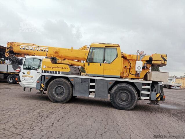 Grúa móvil Liebherr LTM 1030-2.1