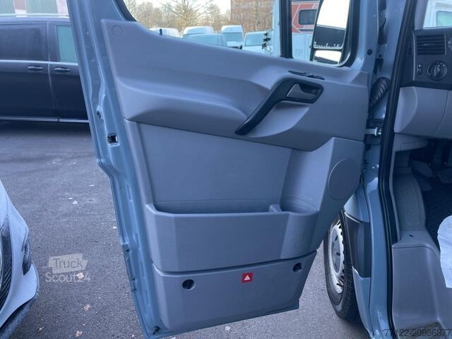 Pick-up panelvan Mercedes-Benz Sprinter 213 CDI Doka Pritsche 3,+6Sitzer+