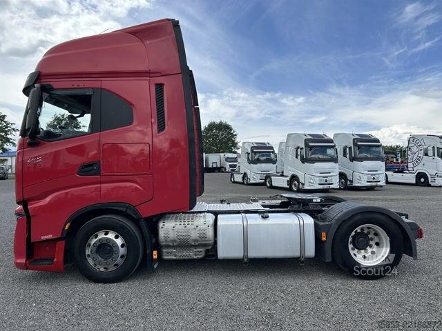 Tractora standard Iveco S-Way 460 Standklima Intarder Riwo Kompressor