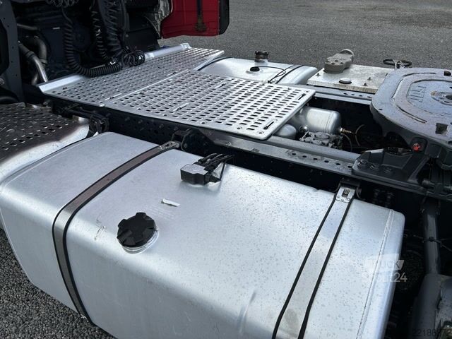 Tractora standard Iveco S-Way 460 Standklima Intarder Riwo Kompressor