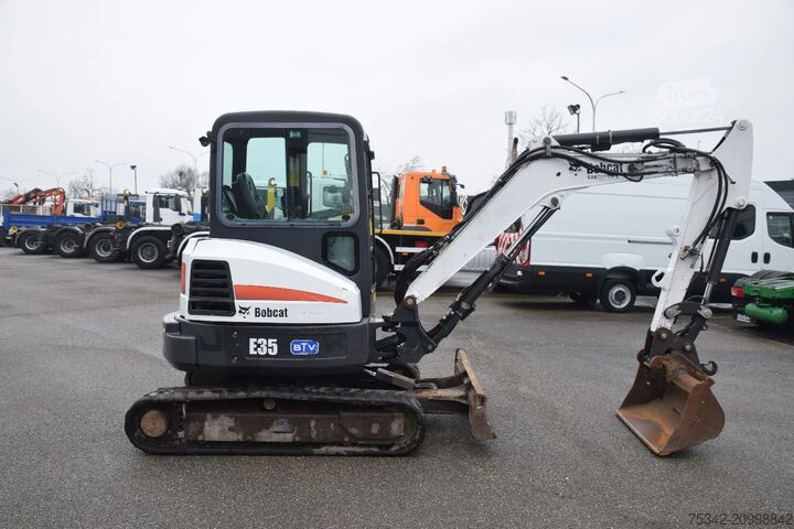 Minigraafmachine Bobcat E35 - 3500 KG