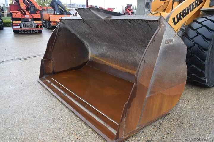 Lader Liebherr L576 X power -stock id93