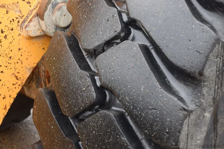 Lader Liebherr L576 X power -stock id93