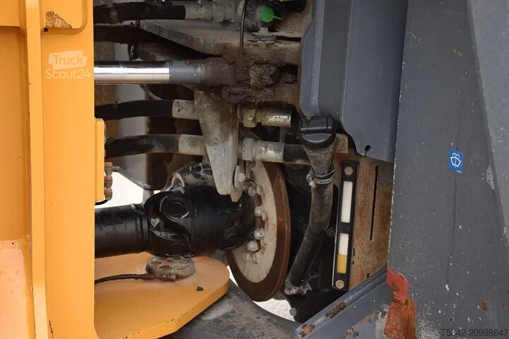 Lader Liebherr L576 X power -stock id93