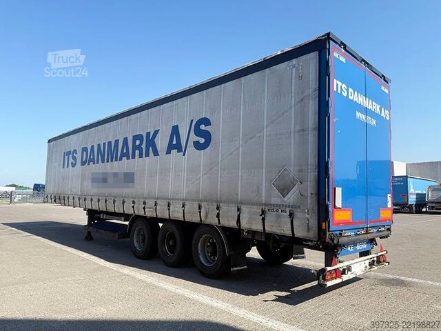 Stumdomi tentai Kel-Berg Curtainsider / Planenauflieger