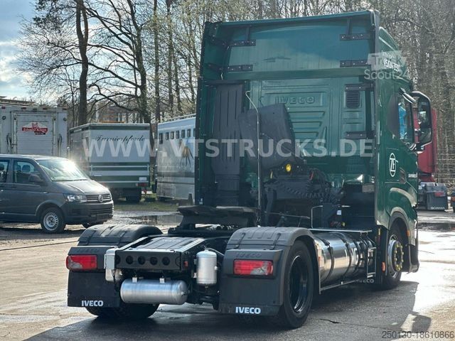 Tracteur routier standard IVECO S-Way AS440 4x2 Erdgas NG *Unfallschaden*