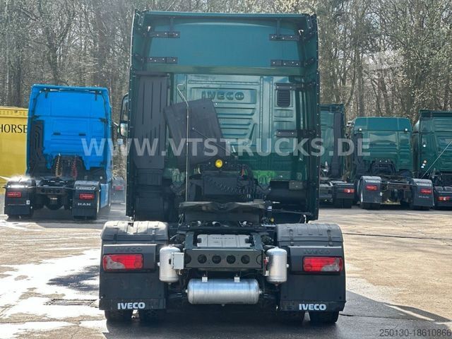 Tracteur routier standard IVECO S-Way AS440 4x2 Erdgas NG *Unfallschaden*