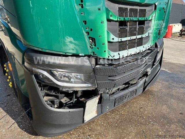 Tracteur routier standard IVECO S-Way AS440 4x2 Erdgas NG *Unfallschaden*