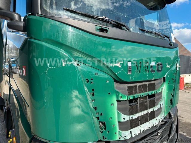 Tracteur routier standard IVECO S-Way AS440 4x2 Erdgas NG *Unfallschaden*