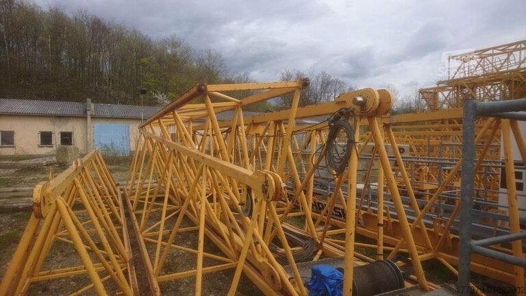 Tornkran LIEBHERR 130EC-B8