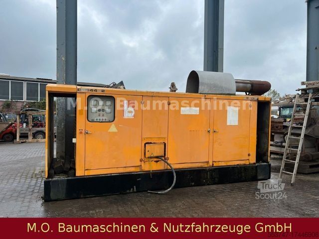 Други Bob 4492 /365 Kva/ Generator / Perkins