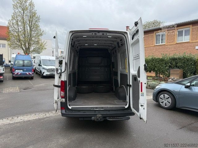 Dodávka s vysokou střechou VOLKSWAGEN Crafter Kasten Kasten 35 EcoProfi Hochdach FWD m