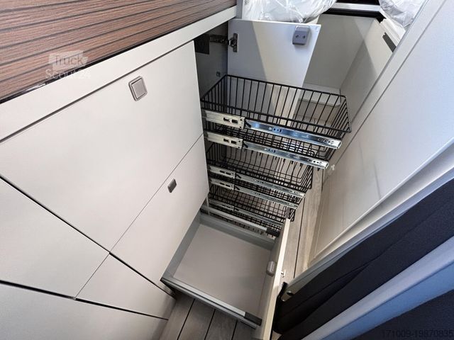 Kastenwagen Wohnmobil / Campervan WESTFALIA Columbus 640 E 140 PS  Zusatzbett SOLAR LITHIUM