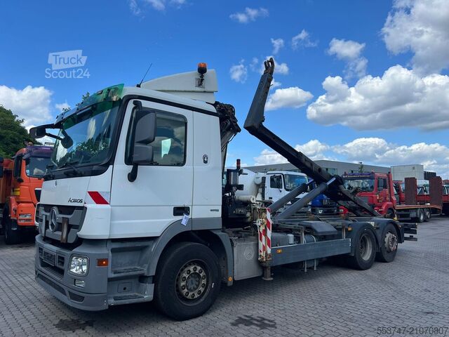 Containertransport (haakarmsysteem) Mercedes-Benz Actros 2541 L