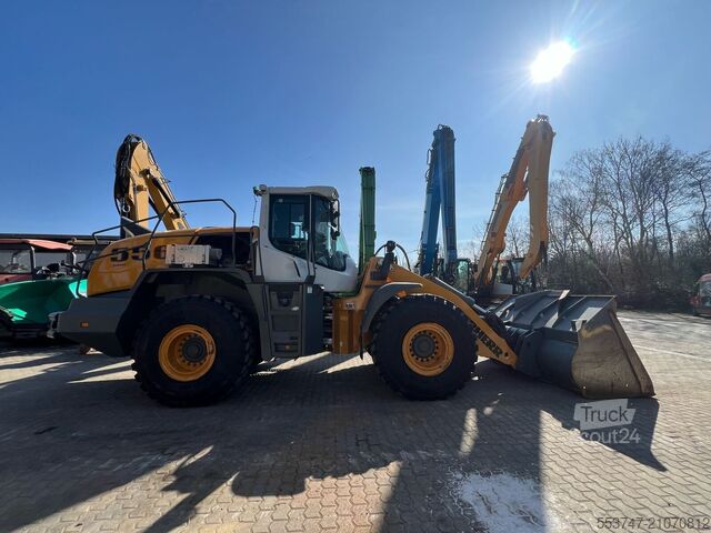 Wiellader Liebherr L 556 2PLU2